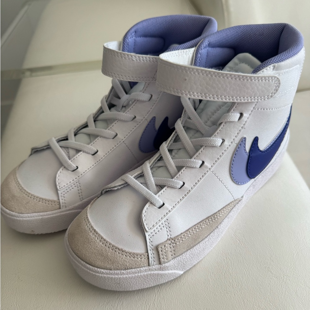 Nike Blazer Mid '77 SE size 3 kids